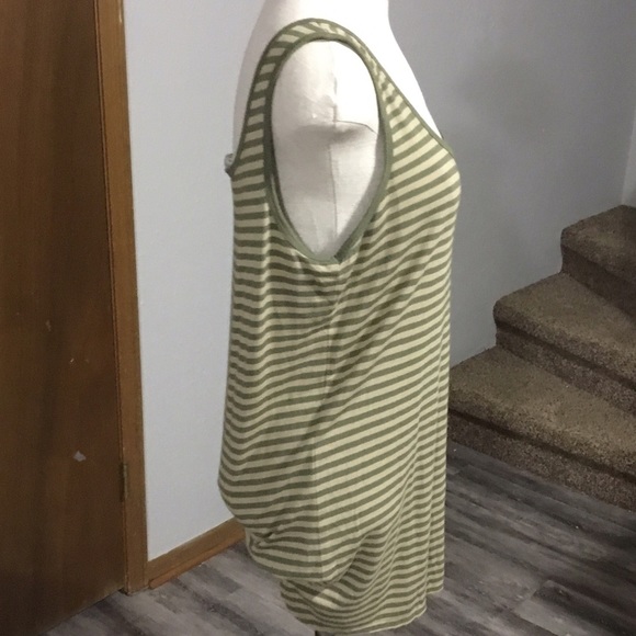 TANK TOP - Picture 2 of 3